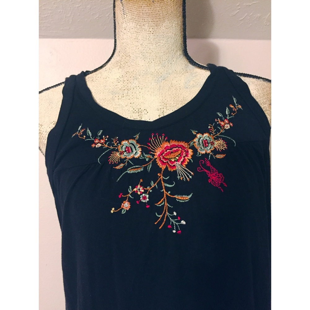 NWOT Johnny Was JWLA embroidered tank top